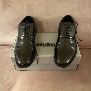 NIB Unlisted men shoes, Kenneth Cole